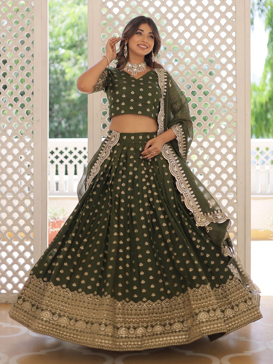 KALINI Embroidered Sequinned Ready to Wear Lehenga & Unstitched Blouse With Dupatta, Green
KALINI Embroidered Sequinned Ready to Wear Lehenga & Unstitched Blouse With Dupatta, Green