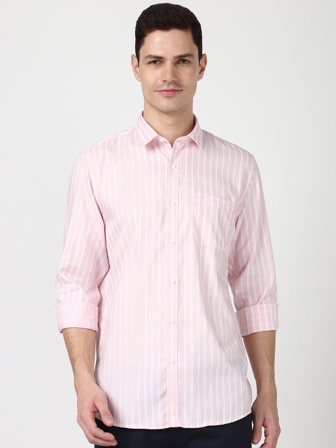 Peter England Casuals Men Spread Collar Vertical Striped Cotton Slim Fit Shirt, Pink
Peter England Casuals Men Spread Collar Vertical Striped Cotton Slim Fit Shirt, Pink