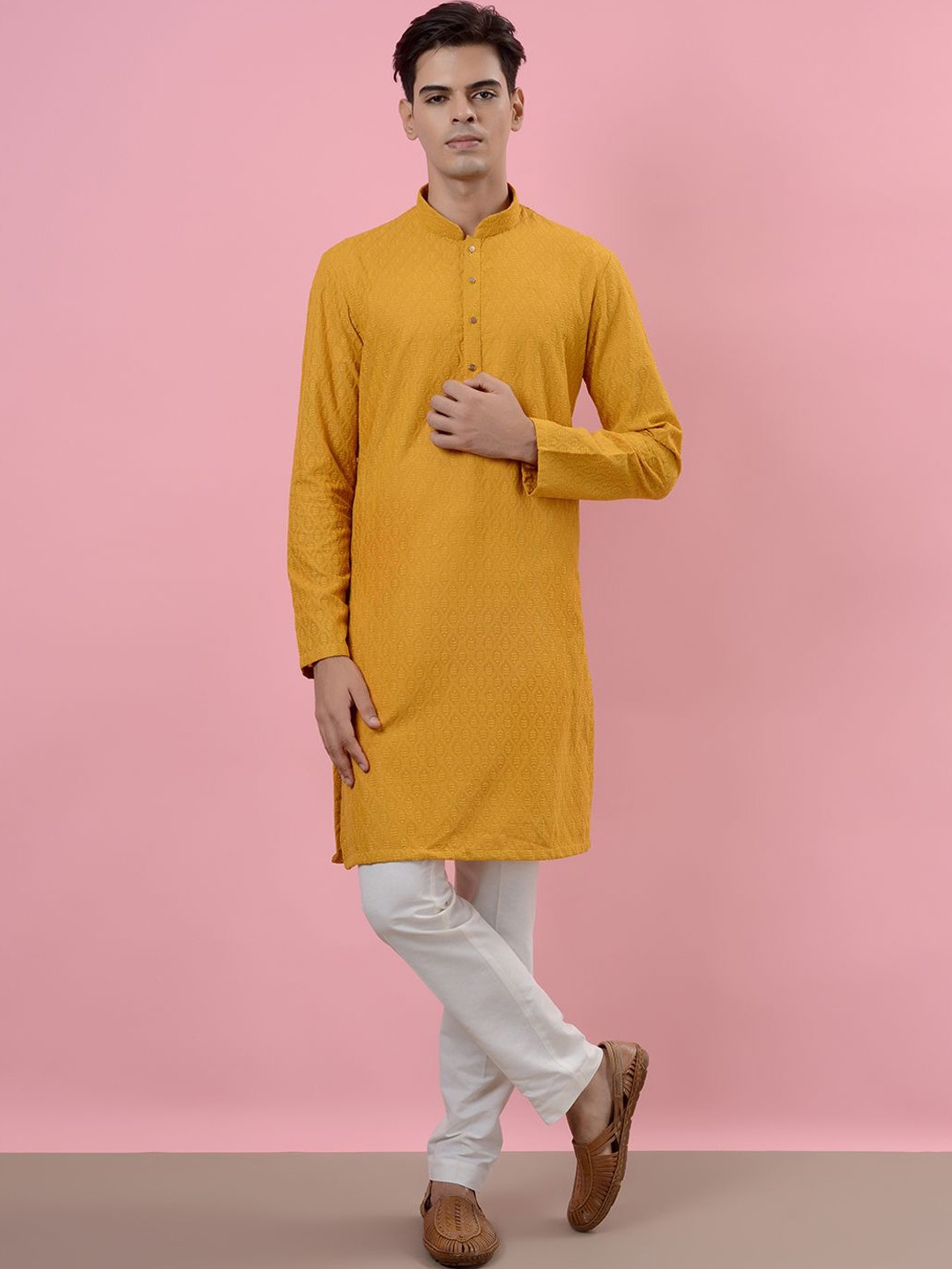 azania Floral Embroidered Thread Work Mandarin Collar Straight Kurta with Pyjamas, Yellow
azania Floral Embroidered Thread Work Mandarin Collar Straight Kurta with Pyjamas, Yellow