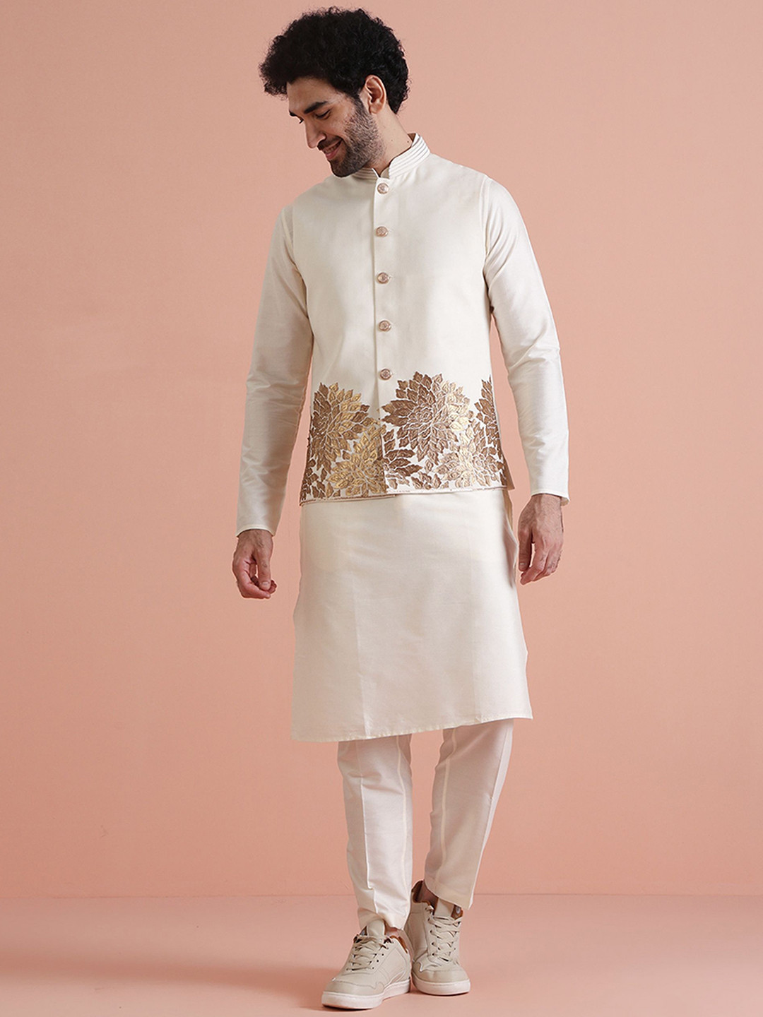 KISAH Men Embroidered Regular Fit Patch Work Kurta Nehru Jacket Trouser Set, Off white
KISAH Men Embroidered Regular Fit Patch Work Kurta Nehru Jacket Trouser Set, Off white