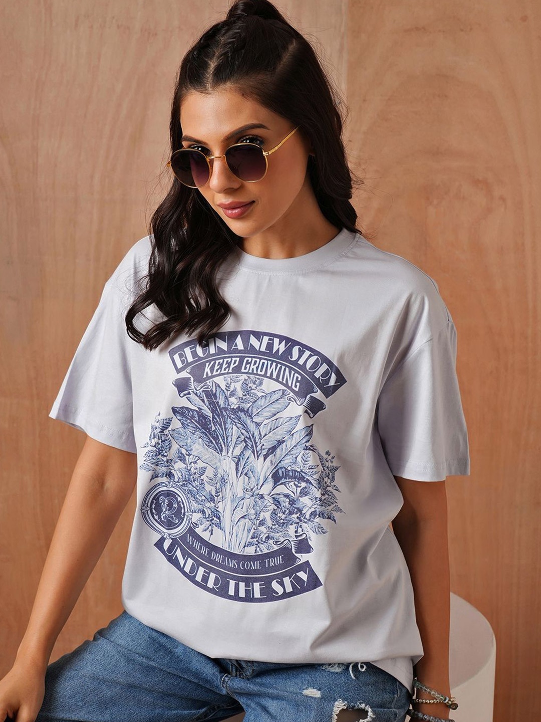 The Roadster Lifestyle Co. Women Graphic Printed Round Neck Cotton Oversized T-shirt, Blue
The Roadster Lifestyle Co. Women Graphic Printed Round Neck Cotton Oversized T-shirt, Blue
