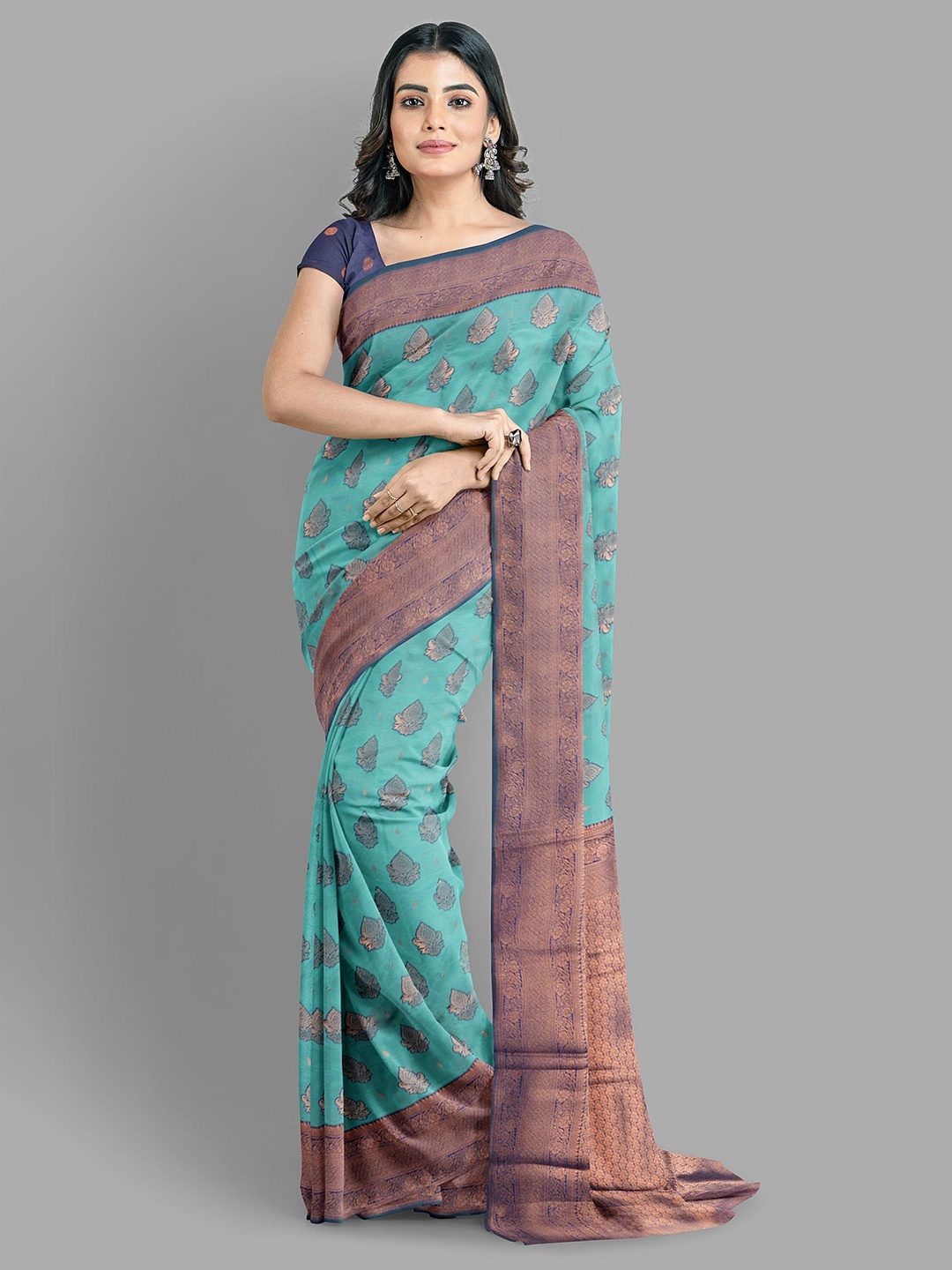 The Chennai Silks Floral Zari Art Silk women Banarasi Saree with unstitched blouse piece, Green
The Chennai Silks Floral Zari Art Silk women Banarasi Saree with unstitched blouse piece, Green