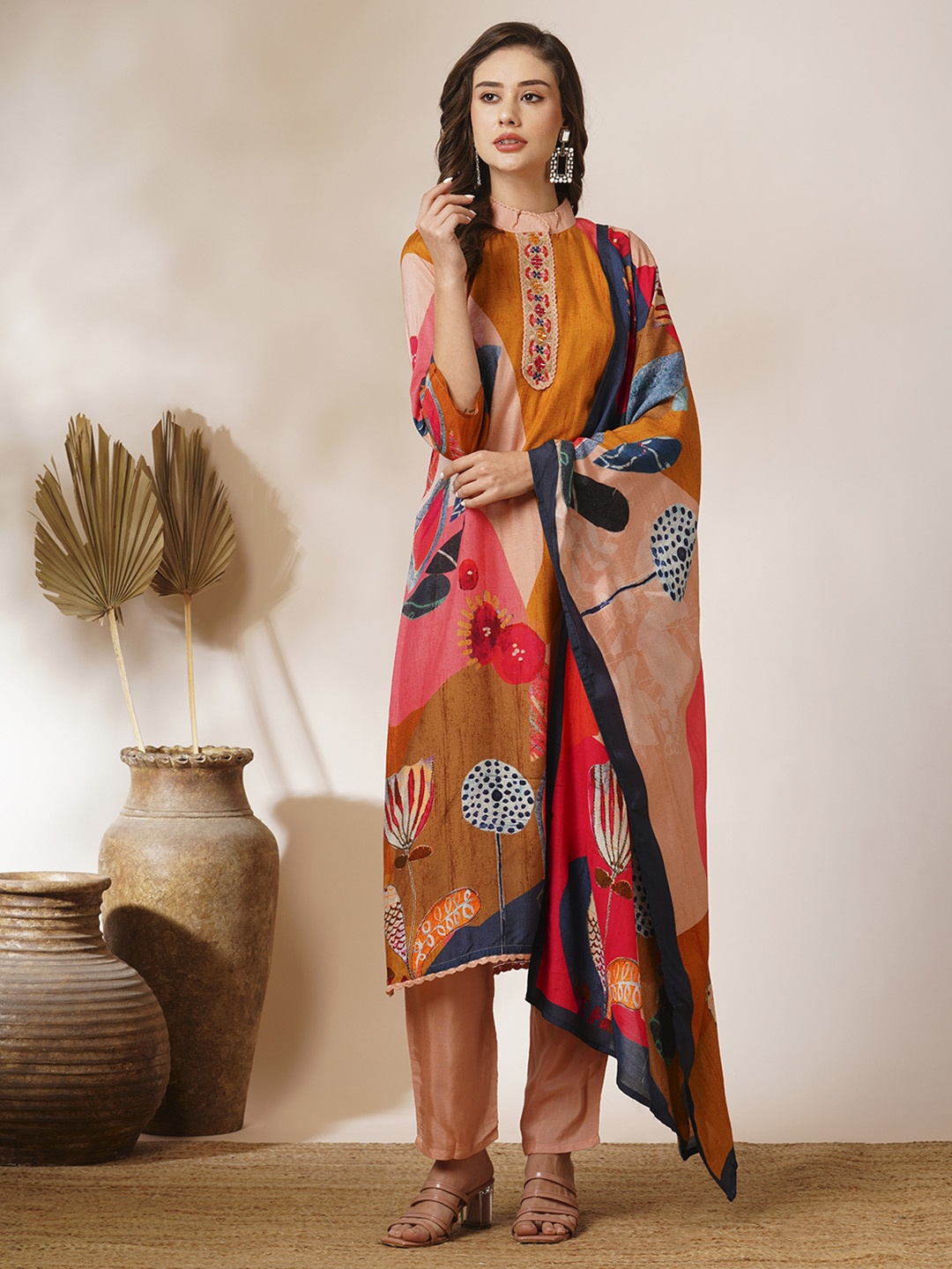 FASHOR Floral Printed Mirror Work Mandarin Collar Straight Kurta With Trouser & Dupatta, Pink
FASHOR Floral Printed Mirror Work Mandarin Collar Straight Kurta With Trouser & Dupatta, Pink