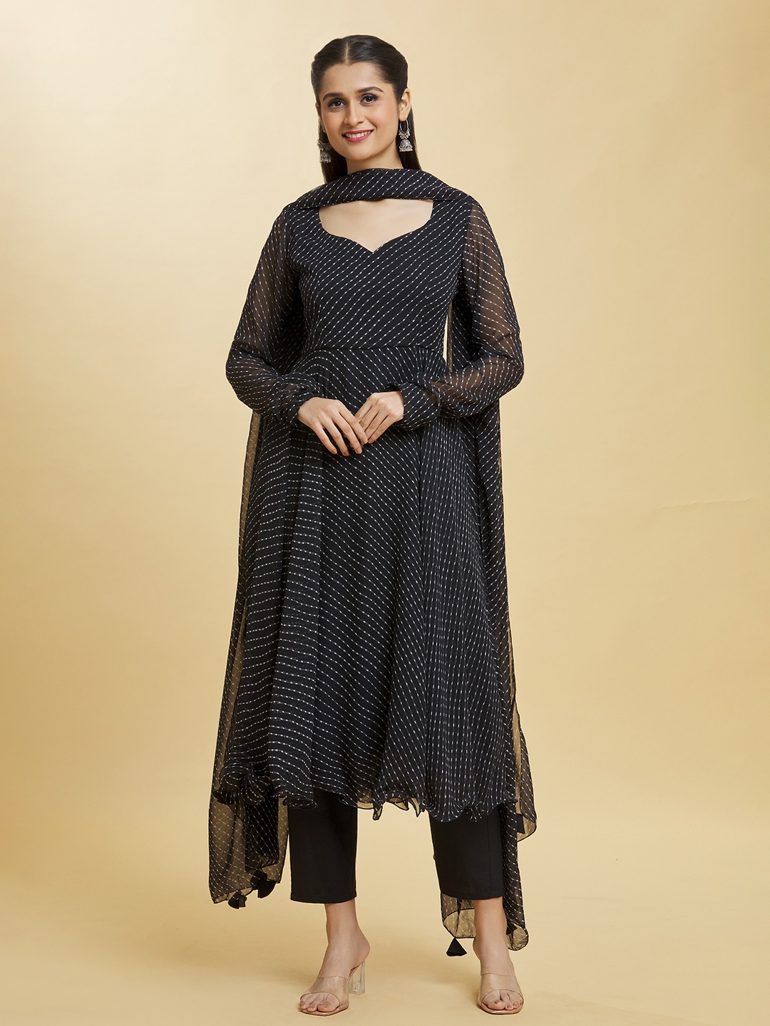 Samyukta Singhani Leheriya Printed Silk Georgette Kurta With Trousers & Dupatta, Black
Samyukta Singhani Leheriya Printed Silk Georgette Kurta With Trousers & Dupatta, Black