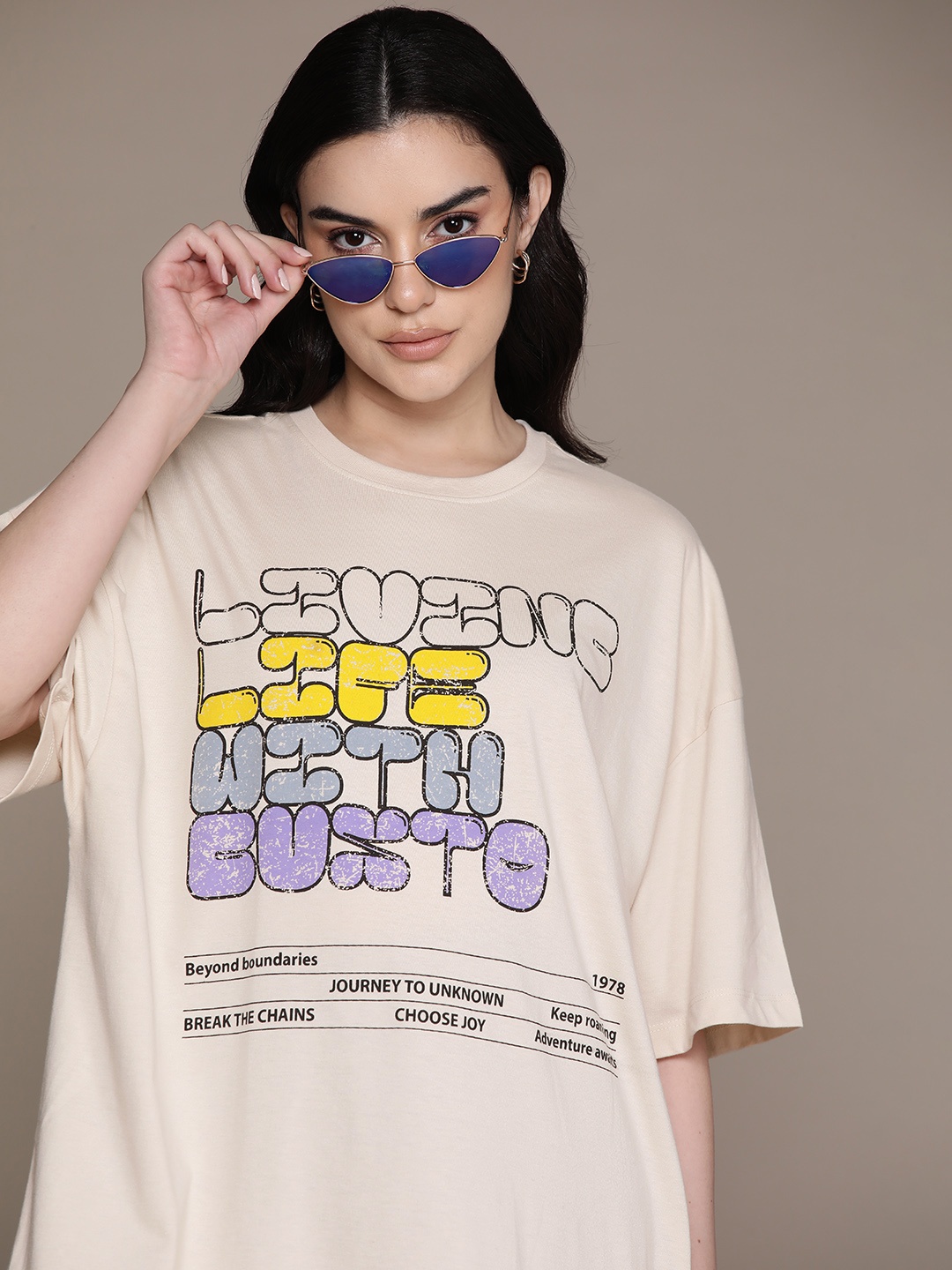 The Roadster Lifestyle Co. Printed Drop-Shoulder Sleeves Oversized T-shirt, Beige
The Roadster Lifestyle Co. Printed Drop-Shoulder Sleeves Oversized T-shirt, Beige