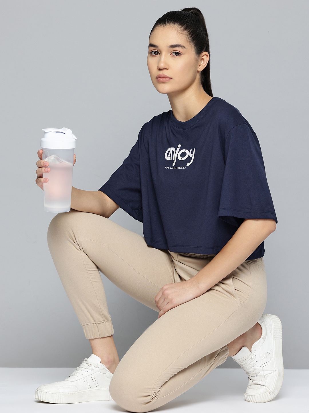 Domyos By Decathlon Women Typography Printed Drop-Shoulder Sleeves T-shirt, Navy blue
Domyos By Decathlon Women Typography Printed Drop-Shoulder Sleeves T-shirt, Navy blue