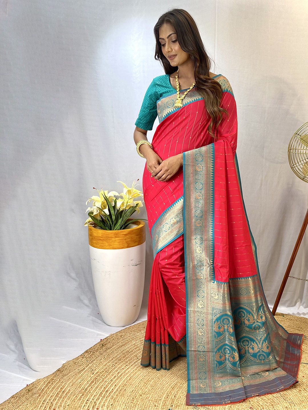 DEVATITHI Women Striped Zari Silk Blend Paithani Saree with unstitched blouse piece, Pink
DEVATITHI Women Striped Zari Silk Blend Paithani Saree with unstitched blouse piece, Pink
