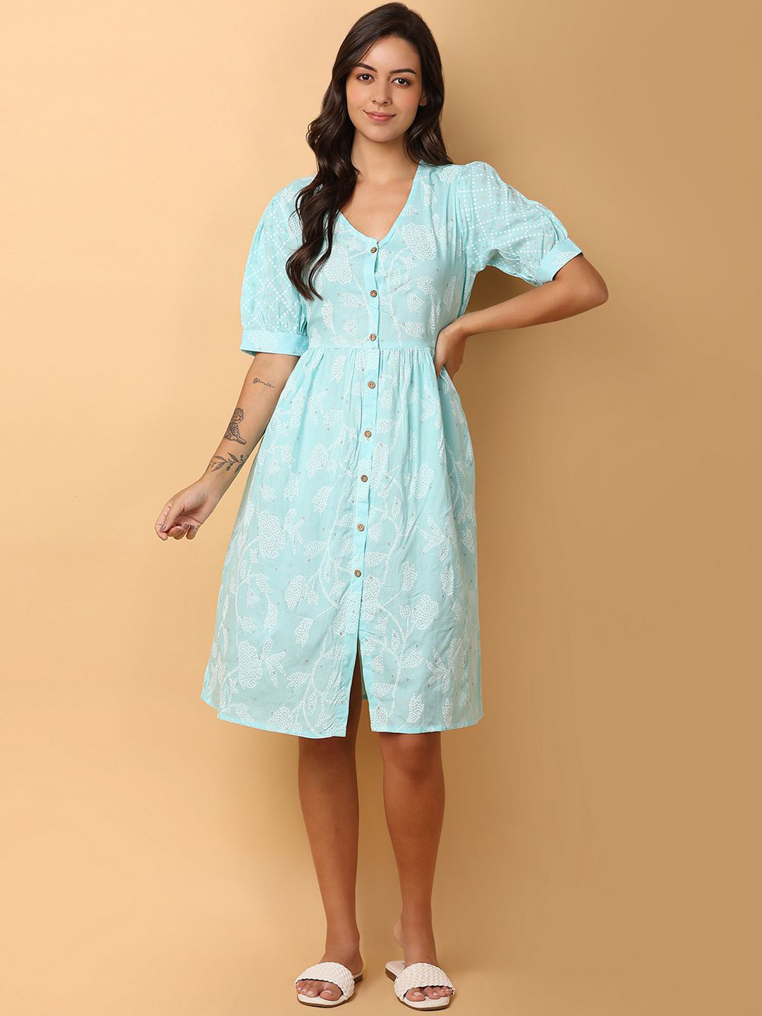 V-Mart Women Printed V-Neck Dresses, Blue 
V-Mart Women Printed V-Neck Dresses, Blue