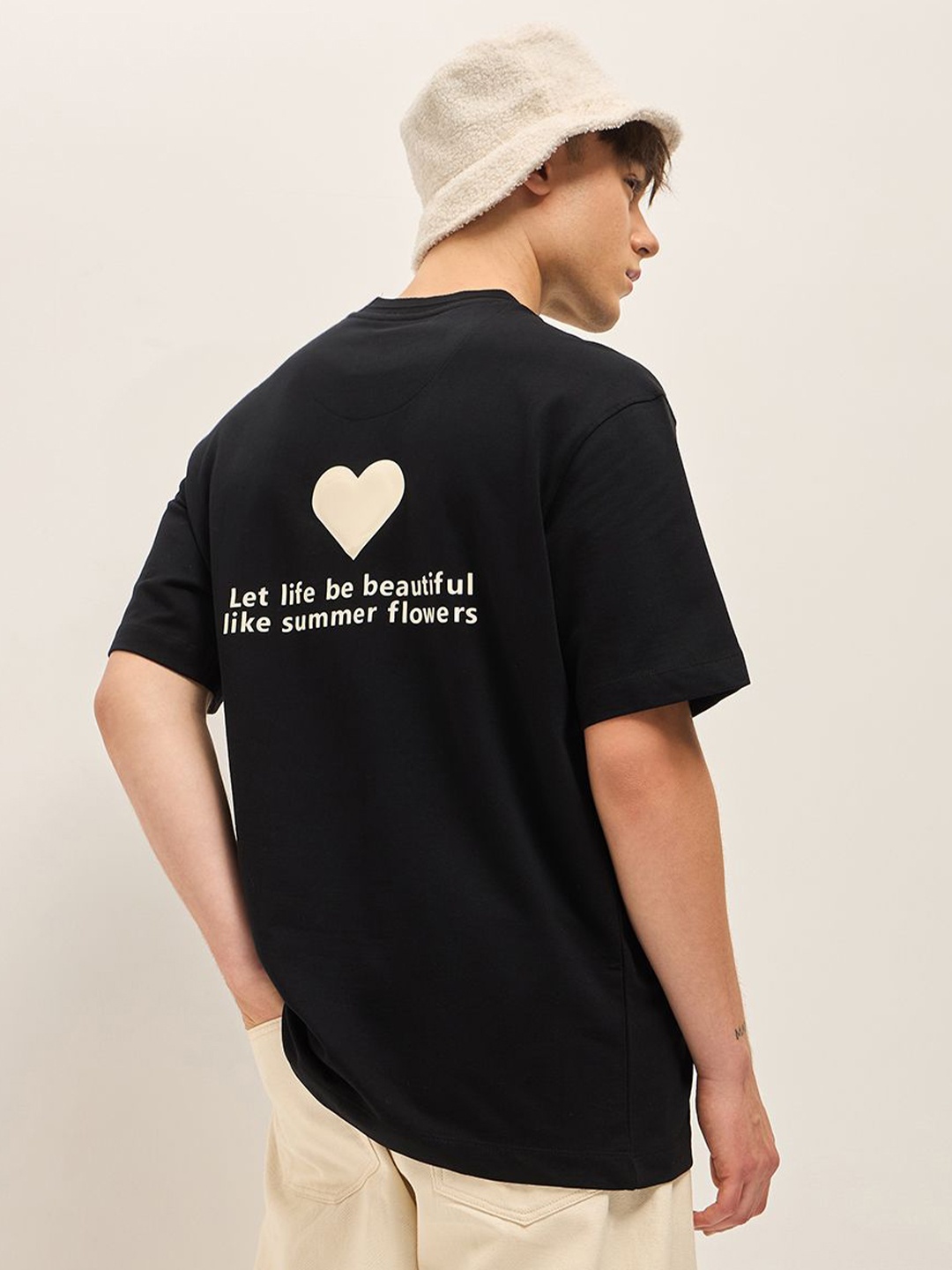THE BEAR HOUSE Typography Printed Drop Shoulder Sleeves Cotton Oversized T-shirt, Black
THE BEAR HOUSE Typography Printed Drop Shoulder Sleeves Cotton Oversized T-shirt, Black
