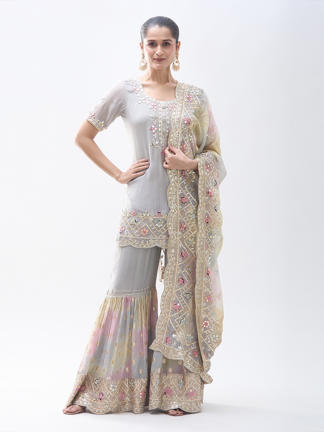Samyukta Singhani Women Ethnic Motifs Embroidered Kurta With Sharara & Dupatta, Grey
Samyukta Singhani Women Ethnic Motifs Embroidered Kurta With Sharara & Dupatta, Grey