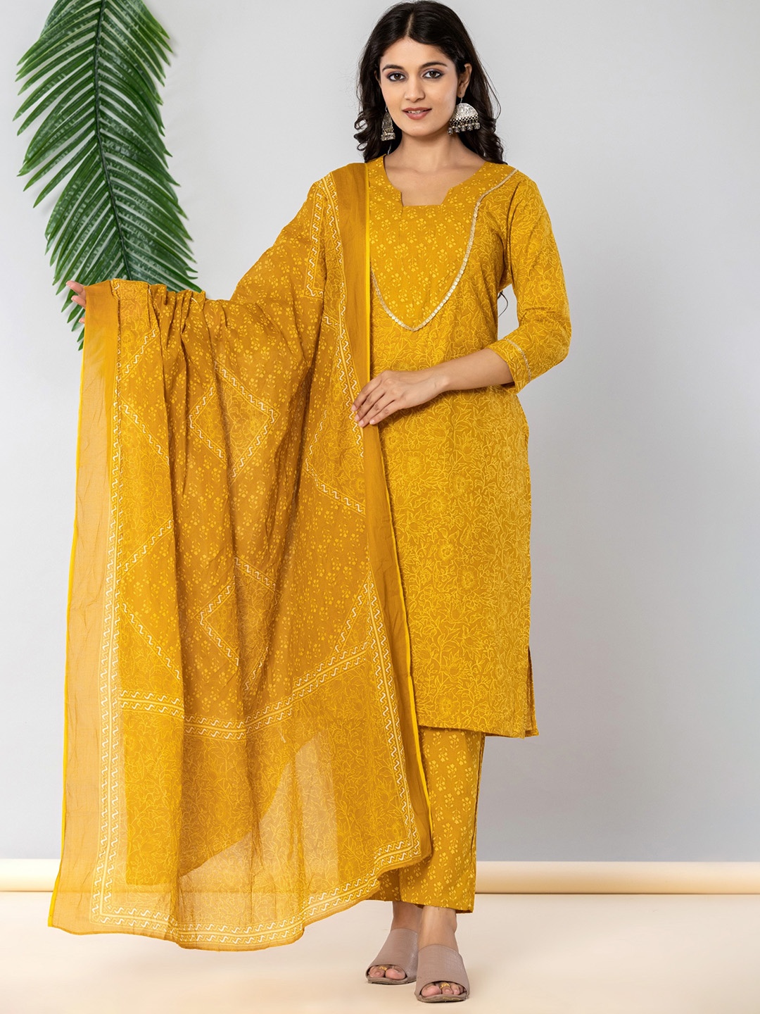 JAIPURI BUNAAI Floral Printed Gotta Patti Pure Cotton Kurta With Trouser & Dupatta, Yellow
JAIPURI BUNAAI Floral Printed Gotta Patti Pure Cotton Kurta With Trouser & Dupatta, Yellow