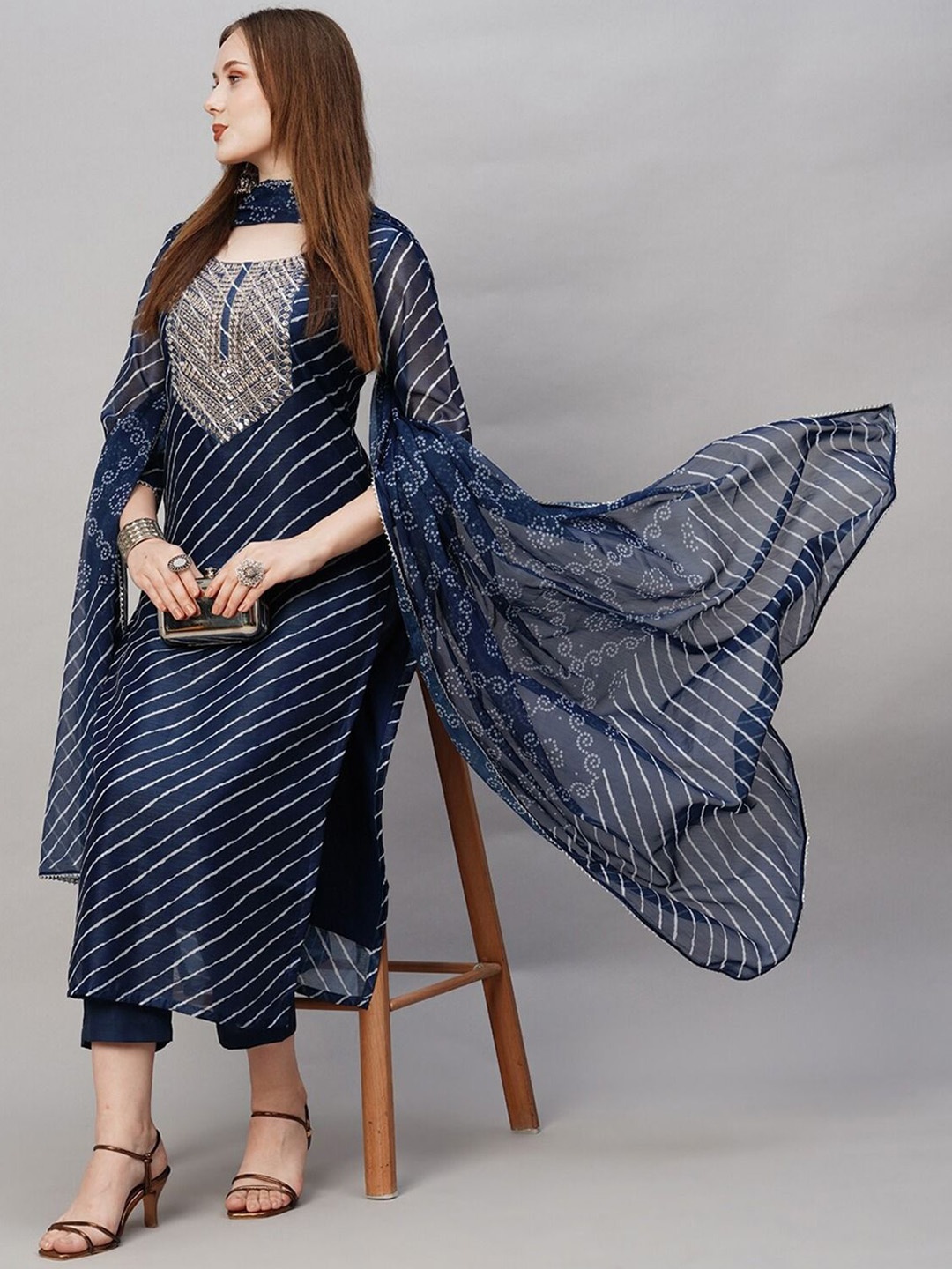 GoSriKi Leheriya Printed Thread Work Straight Kurta With Trouser & Dupatta, Navy blue
GoSriKi Leheriya Printed Thread Work Straight Kurta With Trouser & Dupatta, Navy blue