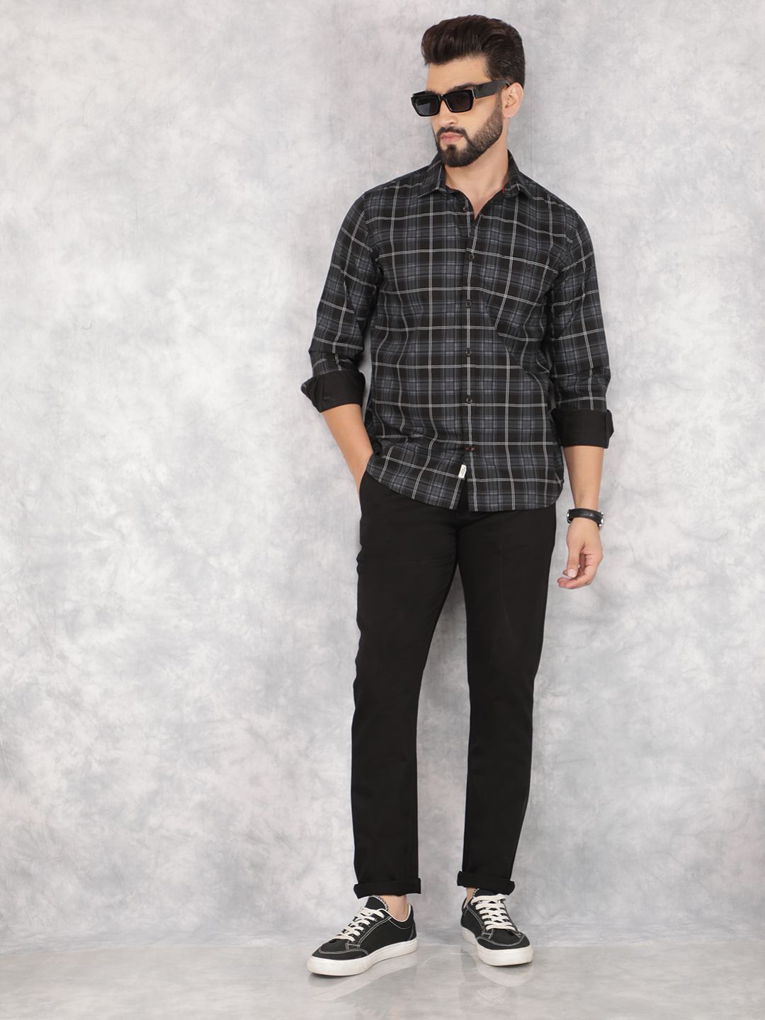 Crimsoune Club Men Smart Spread Collar Tartan Checked Cotton Slim Fit Casual Shirt, Black
Crimsoune Club Men Smart Spread Collar Tartan Checked Cotton Slim Fit Casual Shirt, Black