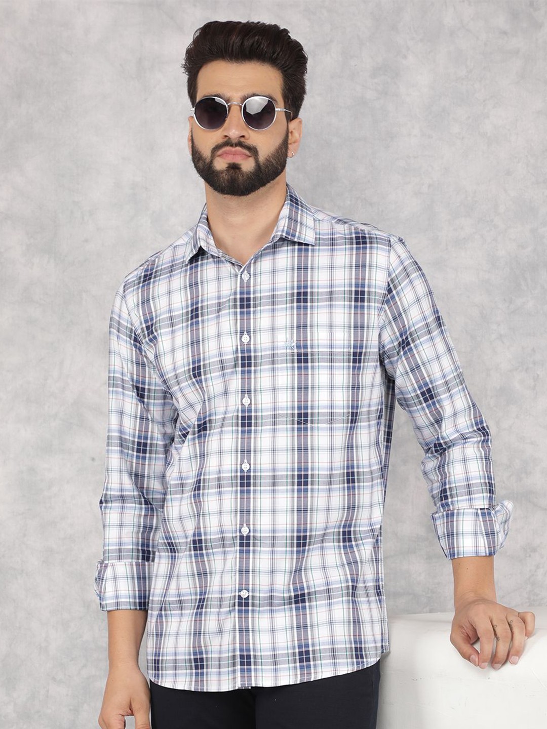 Crimsoune Club Men Smart Spread Collar Tartan Checked Cotton Slim Fit Casual Shirt, Blue
Crimsoune Club Men Smart Spread Collar Tartan Checked Cotton Slim Fit Casual Shirt, Blue