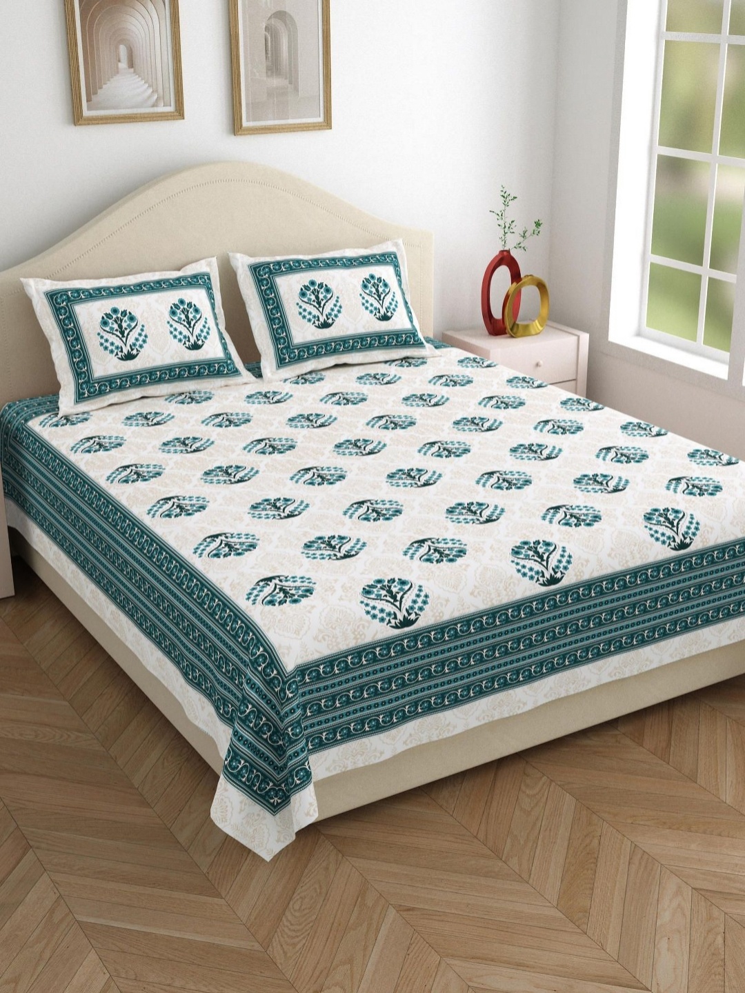 Salona Bichona Blue & White Ethnic Motifs Printed 120 TC Pure Cotton Queen Bedsheet Set
Salona Bichona Blue & White Ethnic Motifs Printed 120 TC Pure Cotton Queen Bedsheet Set