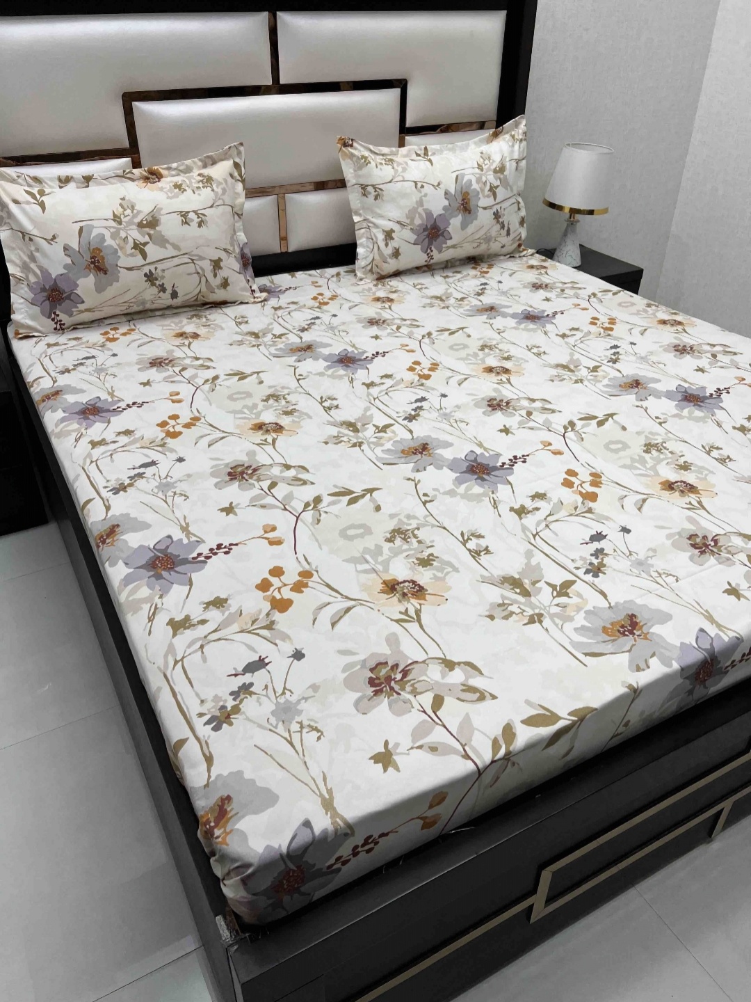 Pure Decor Amulya White Floral Printed Microfiber 240 TC Queen Bedsheet & 2 Pillow Covers
Pure Decor Amulya White Floral Printed Microfiber 240 TC Queen Bedsheet & 2 Pillow Covers