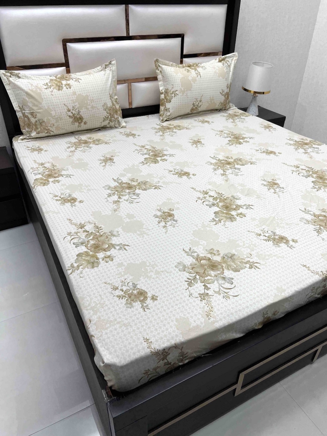 Pure Decor Velar Fur Sib Brown Floral 300TC King Pure Cotton Bedsheet With 2 Pillow Covers
Pure Decor Velar Fur Sib Brown Floral 300TC King Pure Cotton Bedsheet With 2 Pillow Covers