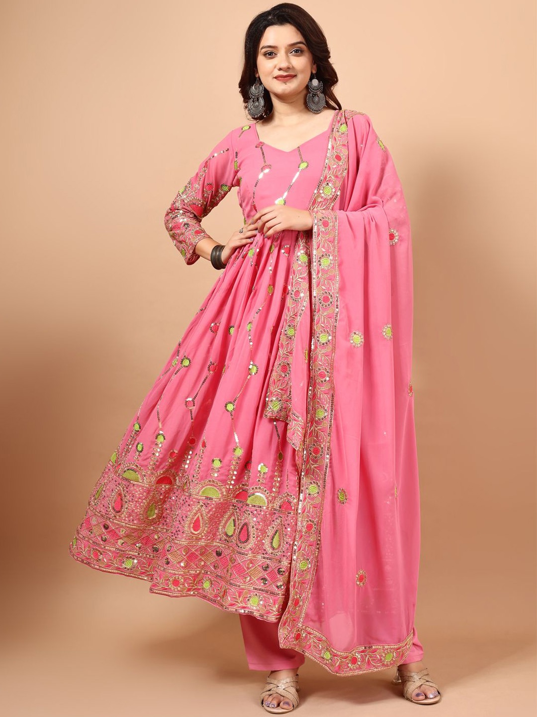 KALINI Women Ethnic Motifs Embroidered Regular Sequinned Kurta with Pyjamas & With Dupatta, Pink
KALINI Women Ethnic Motifs Embroidered Regular Sequinned Kurta with Pyjamas & With Dupatta, Pink