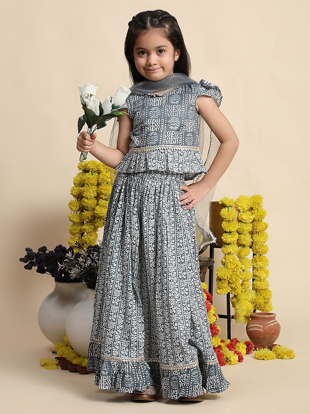 Cutiekins Girls Floral Printed Cotton Gotta Patti Ready to Wear Lehenga & Blouse & Dupatta, Grey
Cutiekins Girls Floral Printed Cotton Gotta Patti Ready to Wear Lehenga & Blouse & Dupatta, Grey