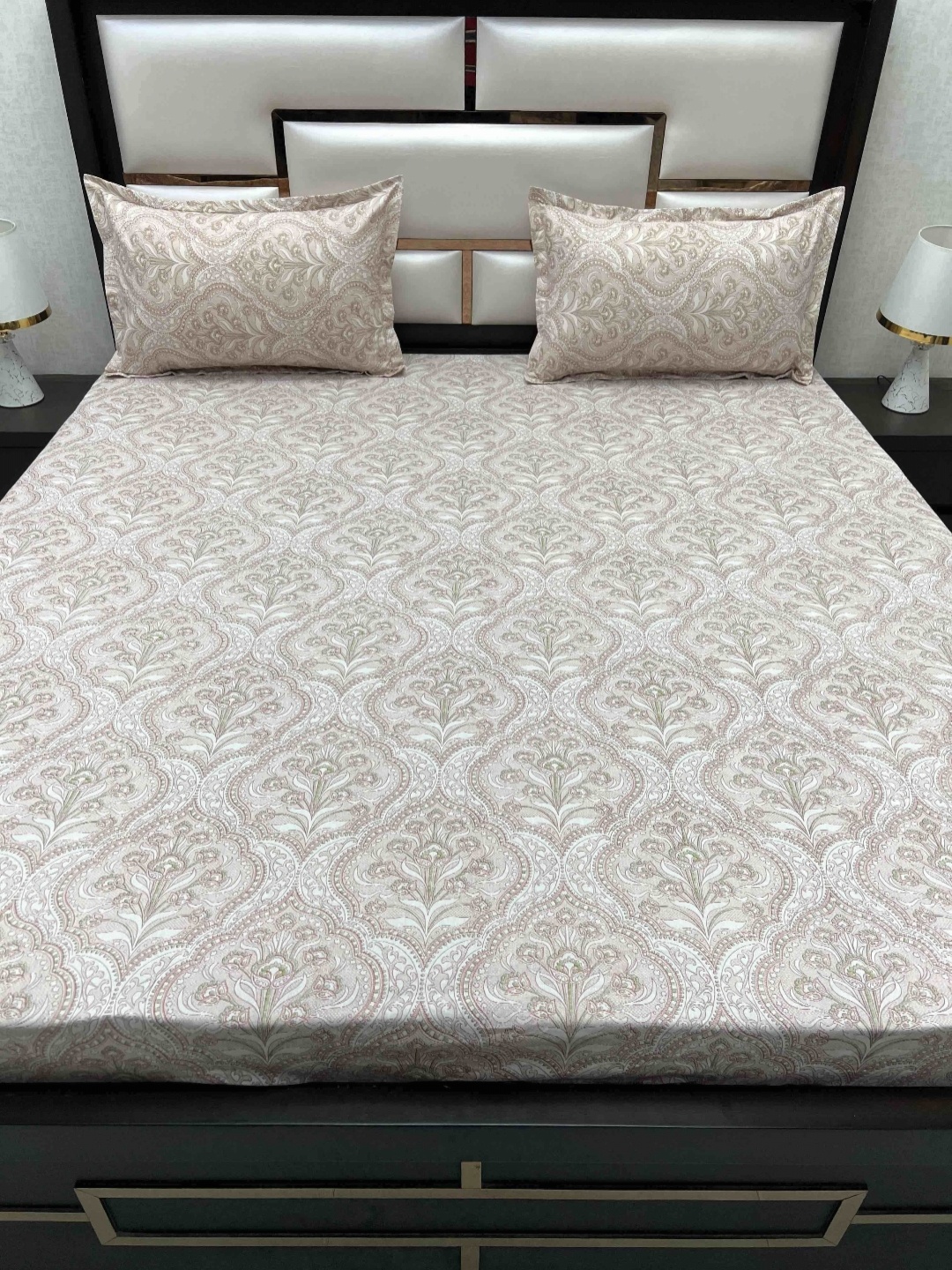 Pure Decor Pink Ethnic Motifs Pure Cotton Fitted 400 TC King Bedsheet with 2 Pillow Covers
Pure Decor Pink Ethnic Motifs Pure Cotton Fitted 400 TC King Bedsheet with 2 Pillow Covers
