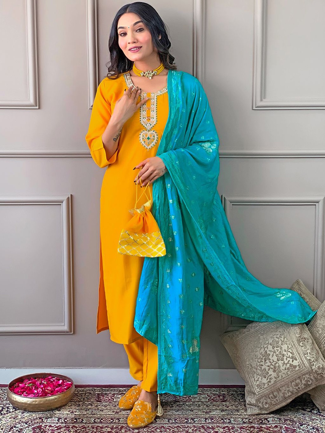 ZIBLON Women Floral Embroidered Regular Beads and Stones Kurti with Trousers & With Dupatta, Yellow
ZIBLON Women Floral Embroidered Regular Beads and Stones Kurti with Trousers & With Dupatta, Yellow