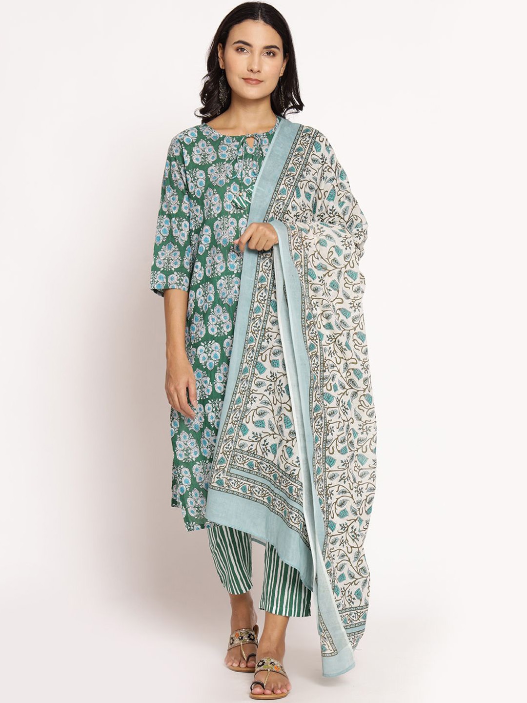 Shree Floral Printed Sequinned Tie-Up Neck Pure Cotton Kurta With Trouser & Dupatta, Green
Shree Floral Printed Sequinned Tie-Up Neck Pure Cotton Kurta With Trouser & Dupatta, Green