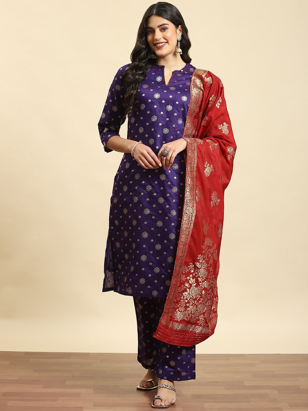 Shree Floral Regular Chanderi Silk Straight Kurta with Trousers & With Dupatta, Purple
Shree Floral Regular Chanderi Silk Straight Kurta with Trousers & With Dupatta, Purple