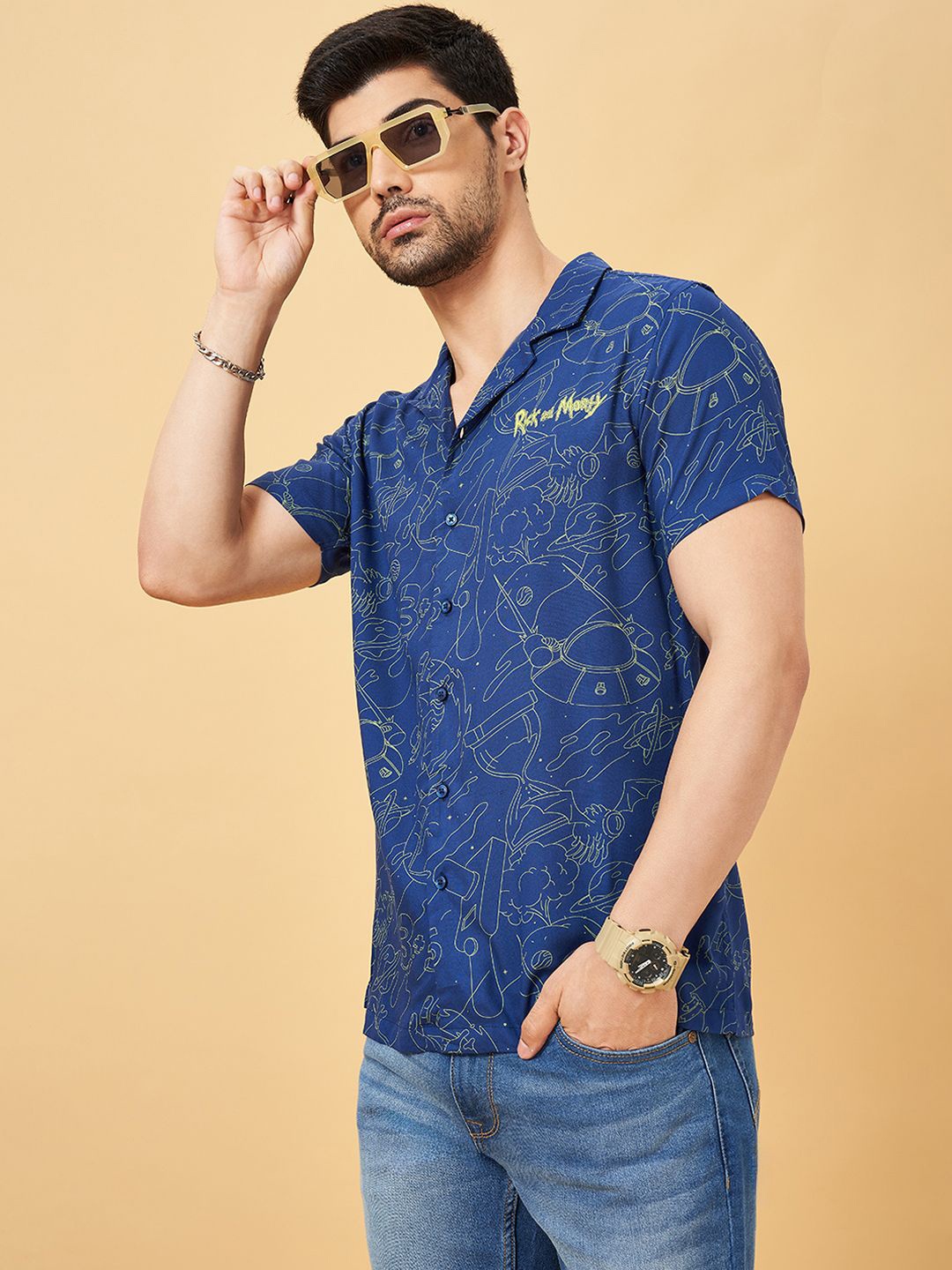 SF JEANS by Pantaloons Men Cuban Collar Abstract Printed Slim Fit Casual Shirt, Navy blue
SF JEANS by Pantaloons Men Cuban Collar Abstract Printed Slim Fit Casual Shirt, Navy blue