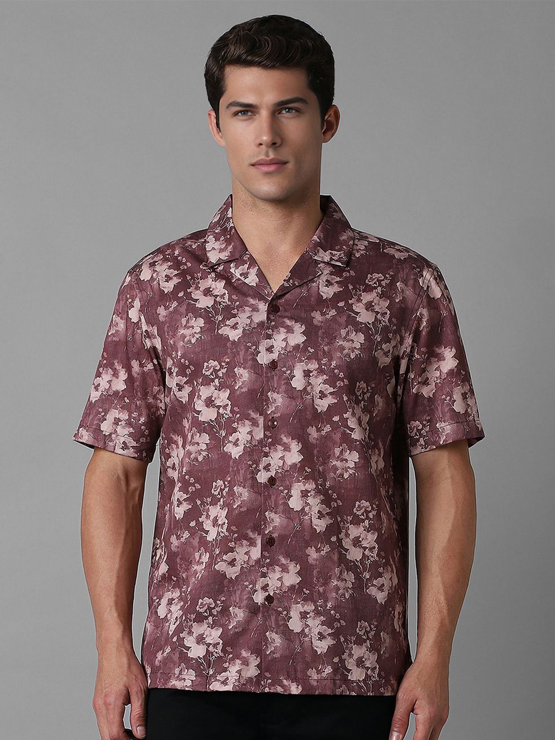 Louis Philippe Sport Men Cuban Collar Floral Printed Cotton Slim Fit Casual Shirt, Maroon
Louis Philippe Sport Men Cuban Collar Floral Printed Cotton Slim Fit Casual Shirt, Maroon