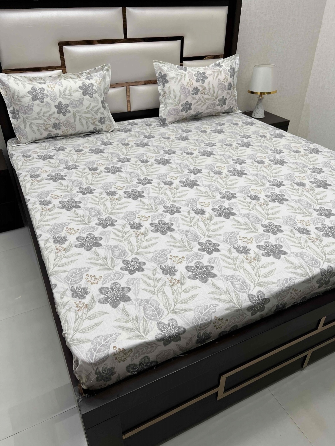 Pure Decor Sapphire White & Grey Floral Fitted Cotton King Bedsheet with 2 Pillow Covers, Beige
Pure Decor Sapphire White & Grey Floral Fitted Cotton King Bedsheet with 2 Pillow Covers, Beige