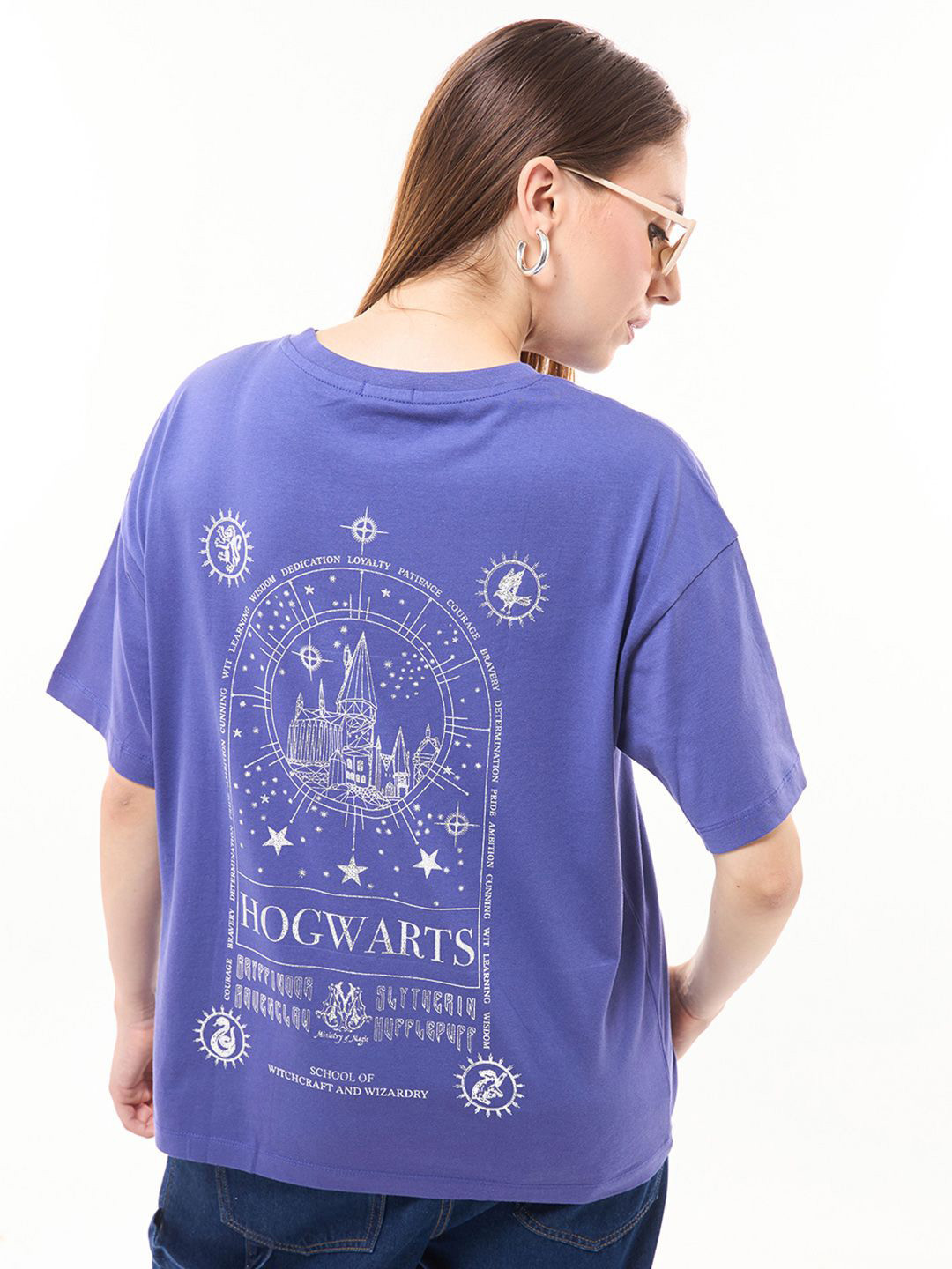 Bewakoof Women Graphic Printed Round Neck Cotton Oversized T-shirt, Blue 
Bewakoof Women Graphic Printed Round Neck Cotton Oversized T-shirt, Blue