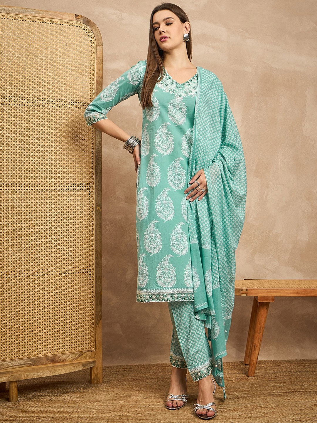 all about you Printed Sequinned Pure Cotton Straight Kurta with Trousers & Dupatta, Green
all about you Printed Sequinned Pure Cotton Straight Kurta with Trousers & Dupatta, Green