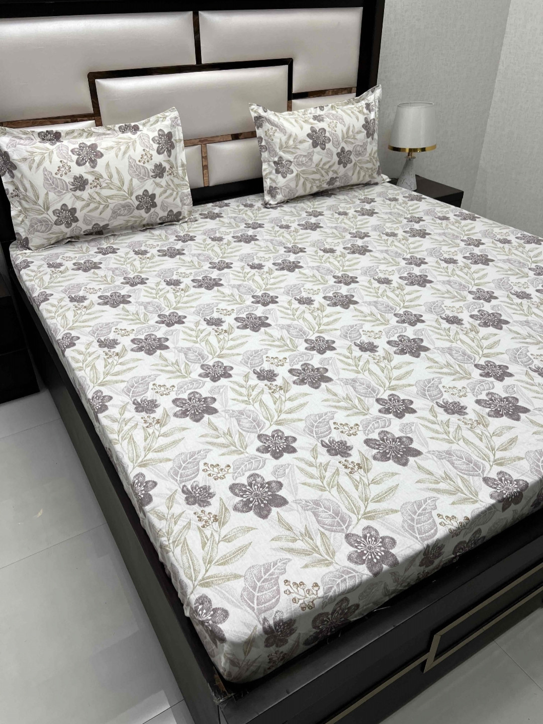 Pure Decor Sapphire White Floral 380 TC Pure Cotton Fitted King Bedsheet & 2 Pillow Covers
Pure Decor Sapphire White Floral 380 TC Pure Cotton Fitted King Bedsheet & 2 Pillow Covers
