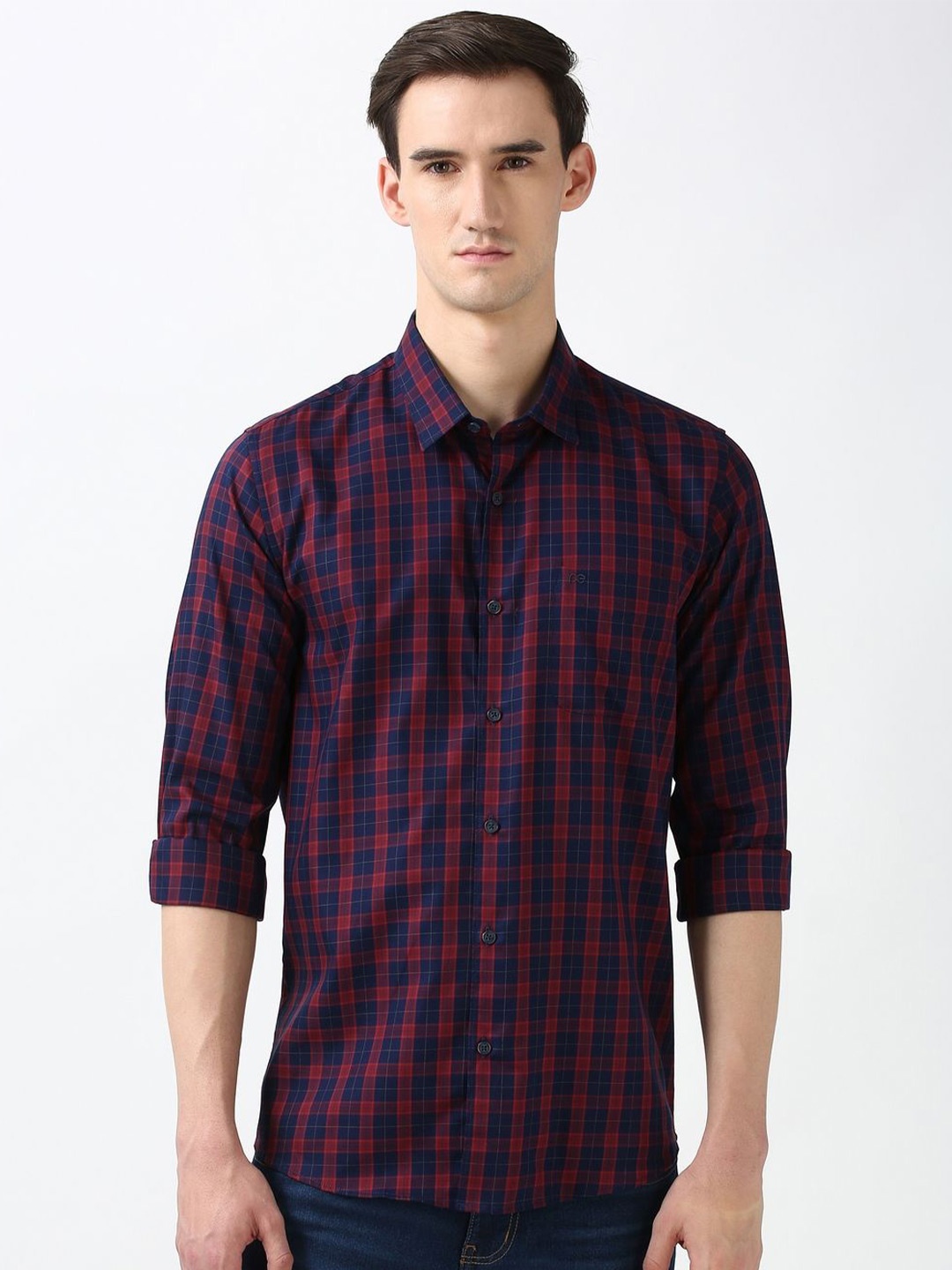 Peter England Casuals Men Spread Collar Checked Cotton Slim Fit Casual Shirt, Navy blue
Peter England Casuals Men Spread Collar Checked Cotton Slim Fit Casual Shirt, Navy blue