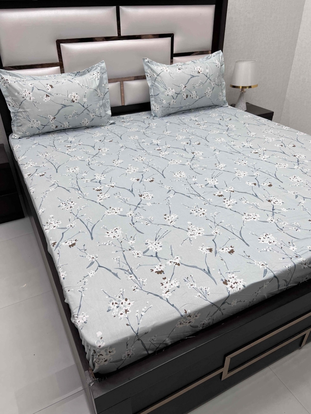 Pure Decor Royal Velar Blue Floral 300 TC Pure Cotton King Bedsheet & 2 Pillow Covers
Pure Decor Royal Velar Blue Floral 300 TC Pure Cotton King Bedsheet & 2 Pillow Covers