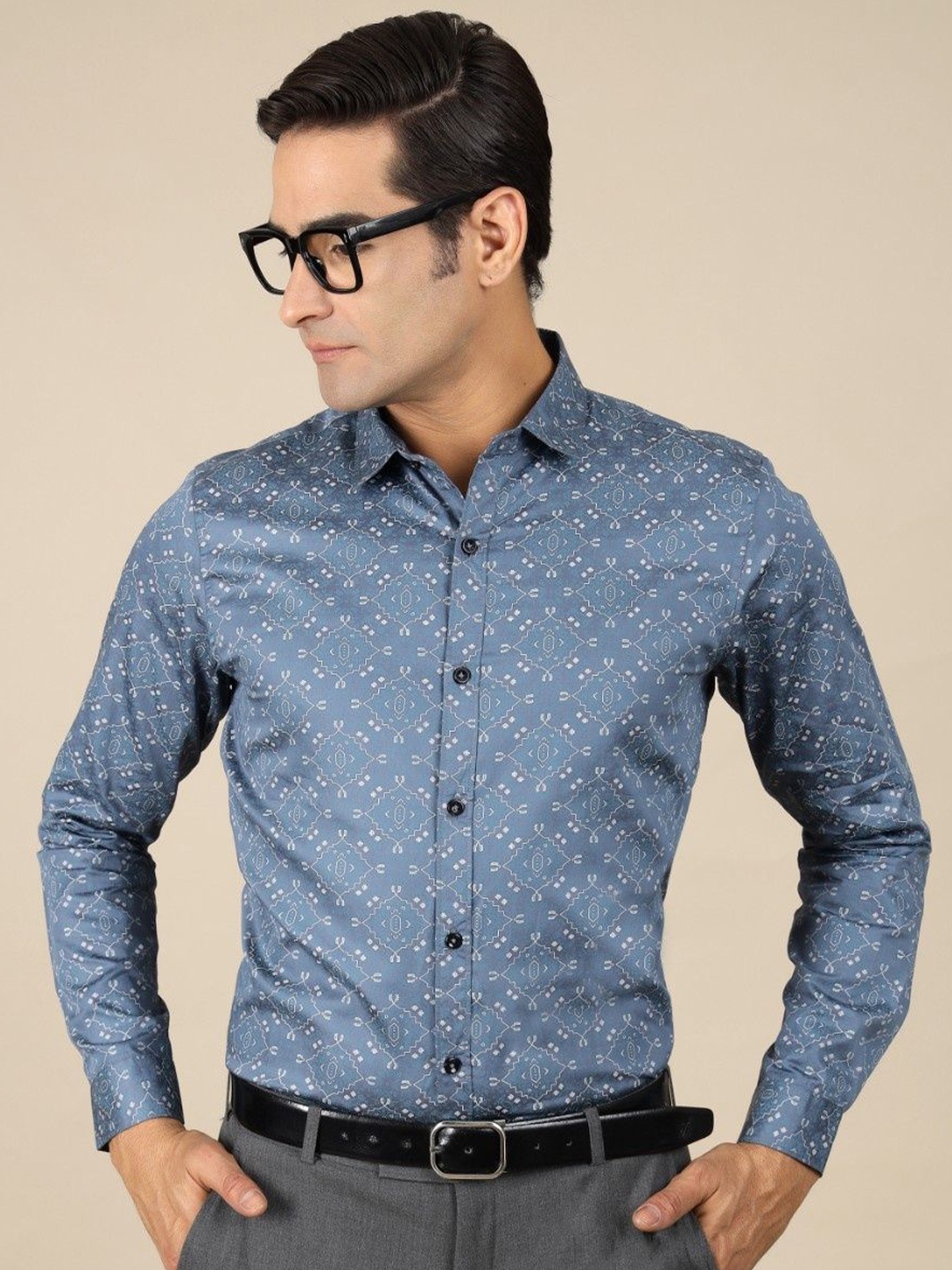 Gavin Paris Men Original Spread Collar Ethnic Motifs Printed Cotton Semiformal Shirt, Blue
Gavin Paris Men Original Spread Collar Ethnic Motifs Printed Cotton Semiformal Shirt, Blue