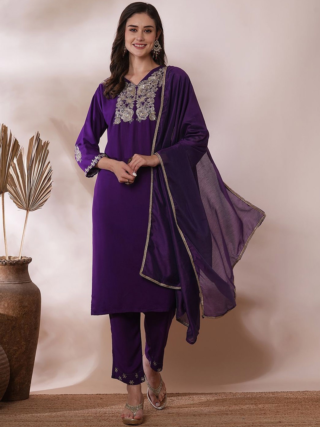 KALINI Floral Embroidered V-Neck Pure Cotton Straight Kurta With Trousers & Dupatta, Violet
KALINI Floral Embroidered V-Neck Pure Cotton Straight Kurta With Trousers & Dupatta, Violet