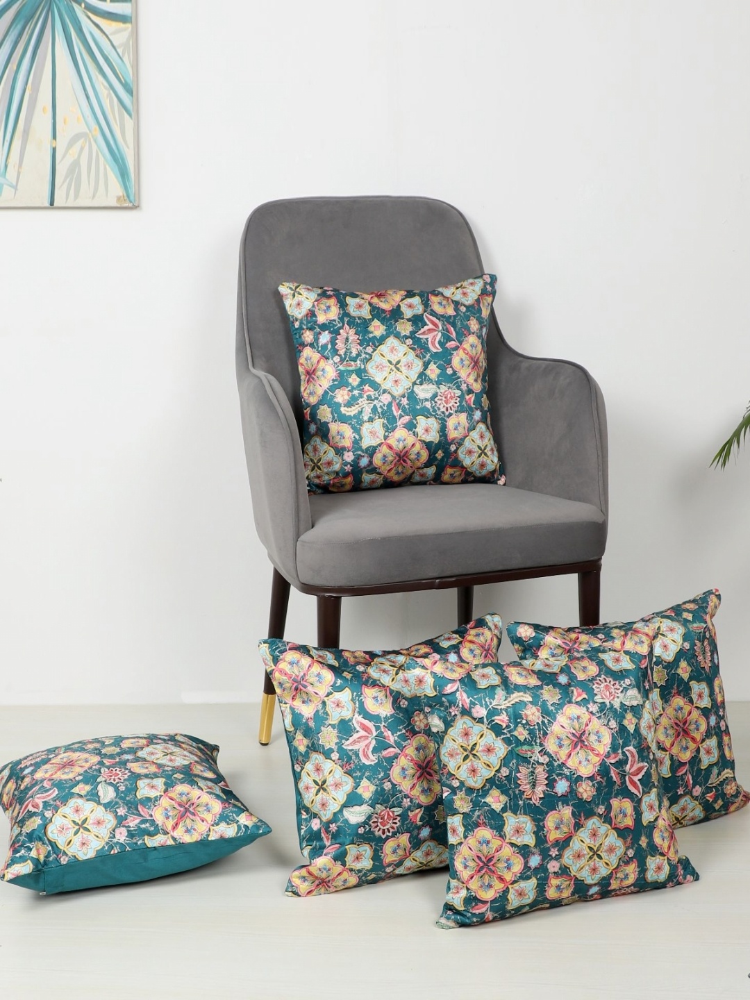 MFD HOME FURNISHING Blue & Yellow 5 Pieces Ethnic Motifs Velvet Square Cushion Covers
MFD HOME FURNISHING Blue & Yellow 5 Pieces Ethnic Motifs Velvet Square Cushion Covers