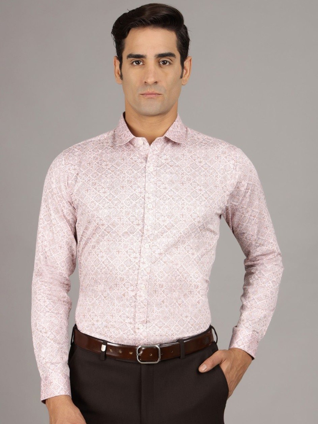 Gavin Paris Men Original Spread Collar Floral Printed Cotton Semiformal Shirt, Peach
Gavin Paris Men Original Spread Collar Floral Printed Cotton Semiformal Shirt, Peach