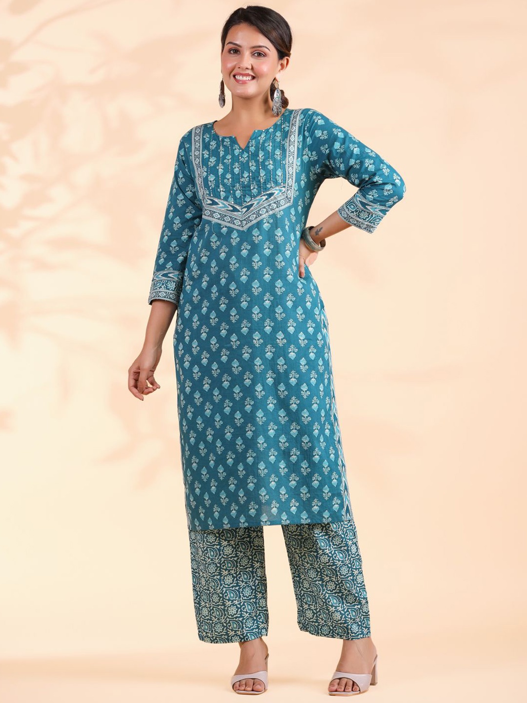 Vbuyz Floral Printed Pure Cotton Kurta with Palazzos & Dupatta, Turquoise blue
Vbuyz Floral Printed Pure Cotton Kurta with Palazzos & Dupatta, Turquoise blue
