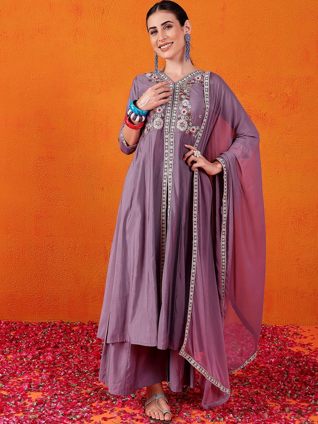 DIVASTRI Floral Embroidered Sequinned Pure Silk A-Line Kurta with Palazzo & Dupatta, Violet
DIVASTRI Floral Embroidered Sequinned Pure Silk A-Line Kurta with Palazzo & Dupatta, Violet