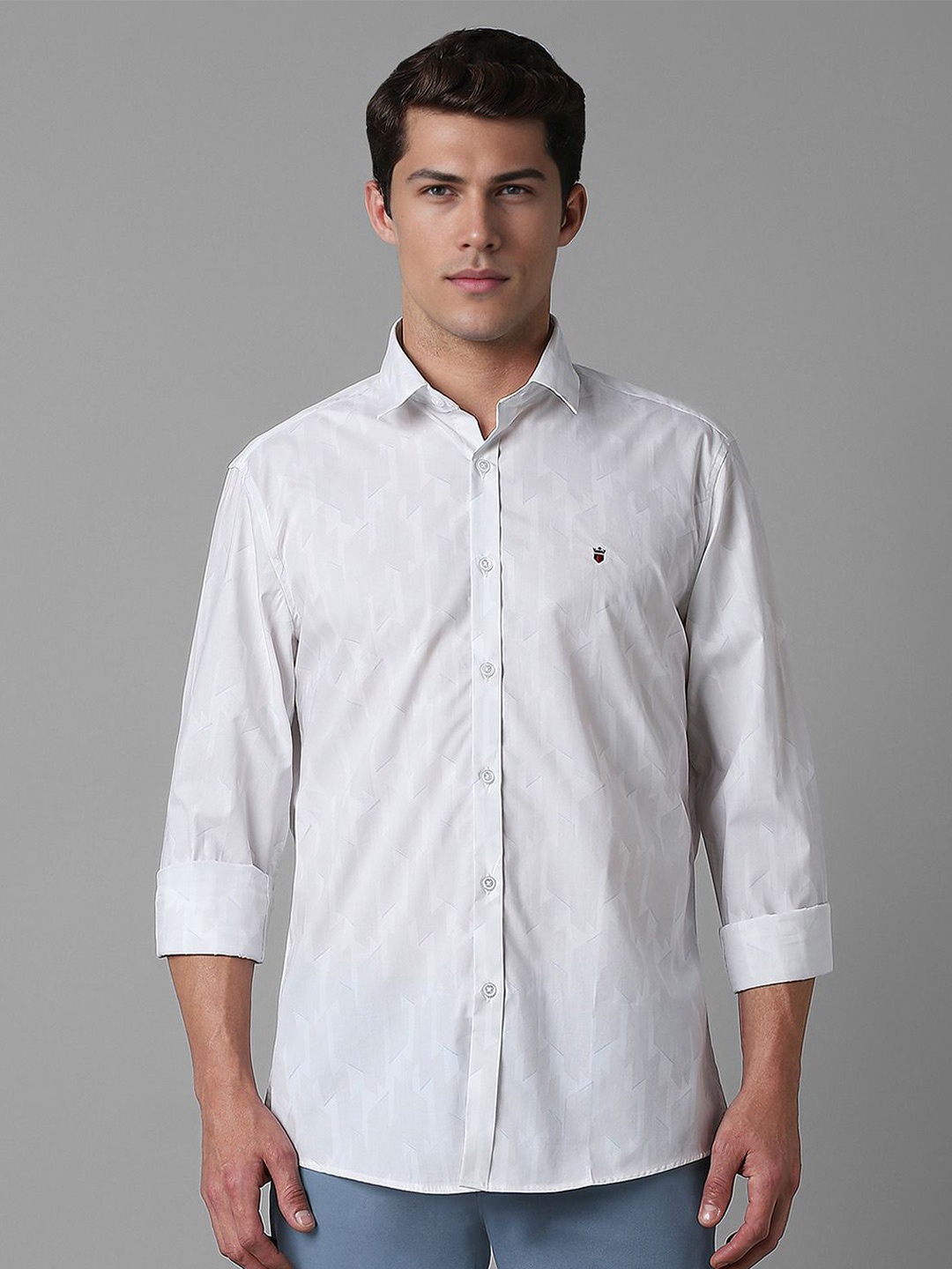 Louis Philippe Sport Men Spread Collar Geometric Printed Cotton Slim Fit Casual Shirt, White
Louis Philippe Sport Men Spread Collar Geometric Printed Cotton Slim Fit Casual Shirt, White