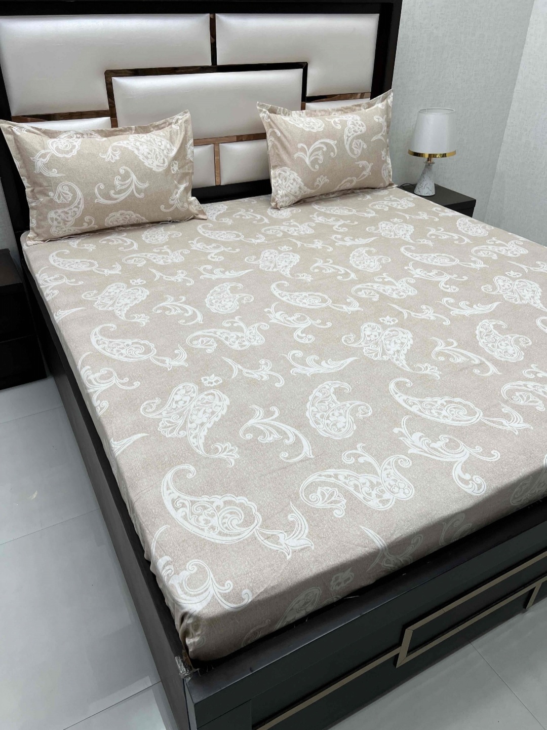 Pure Decor Brown Ethnic Motifs Printed Pure Cotton 300 TC King Bedsheet & 2 Pillow Covers
Pure Decor Brown Ethnic Motifs Printed Pure Cotton 300 TC King Bedsheet & 2 Pillow Covers