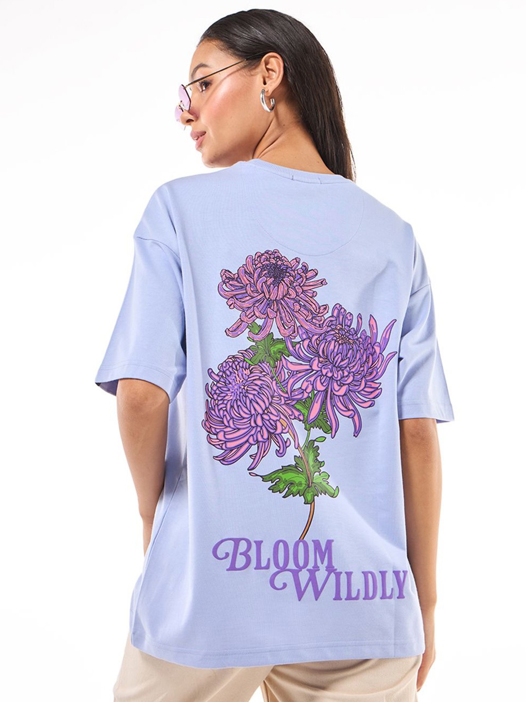 Bewakoof Heavy Duty Women Graphic Printed Round Neck Cotton Oversized T-shirt, Purple
Bewakoof Heavy Duty Women Graphic Printed Round Neck Cotton Oversized T-shirt, Purple