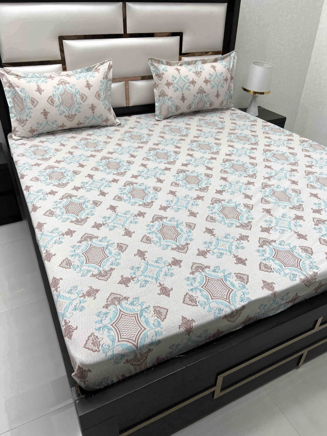 Pure Decor White Ethnic Motifs Printed Pure Cotton 230 TC King Bedsheet & 2 Pillow Covers
Pure Decor White Ethnic Motifs Printed Pure Cotton 230 TC King Bedsheet & 2 Pillow Covers