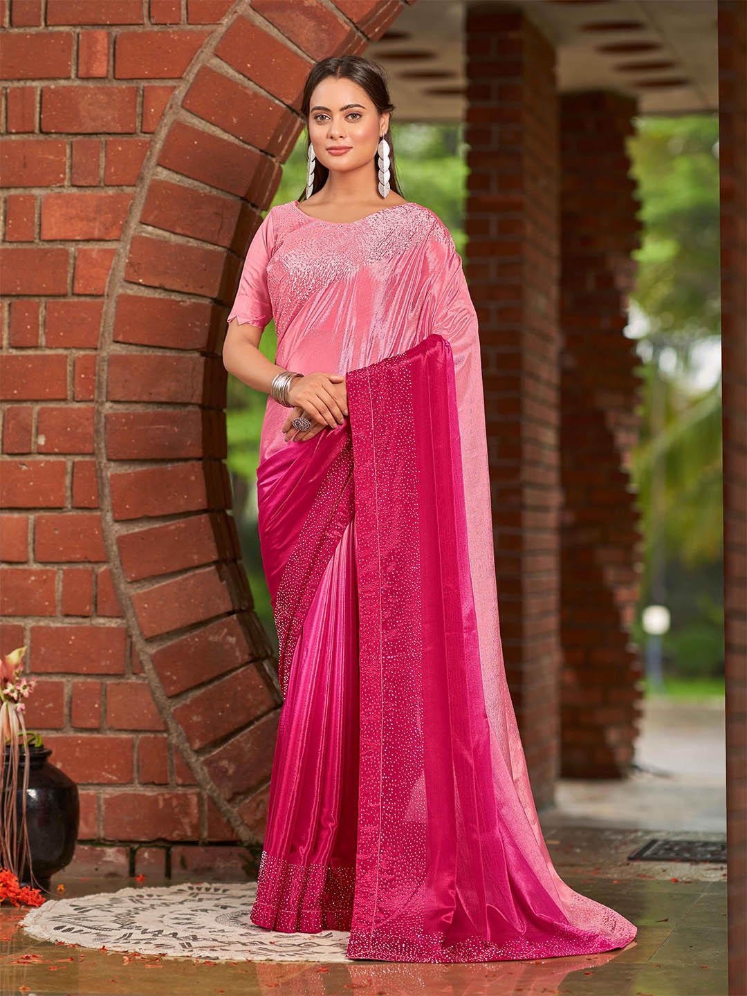 Zeekha Ombre Beads and Stones Pure Chiffon Heavy Work Kanjeevaram Saree, Pink
Zeekha Ombre Beads and Stones Pure Chiffon Heavy Work Kanjeevaram Saree, Pink