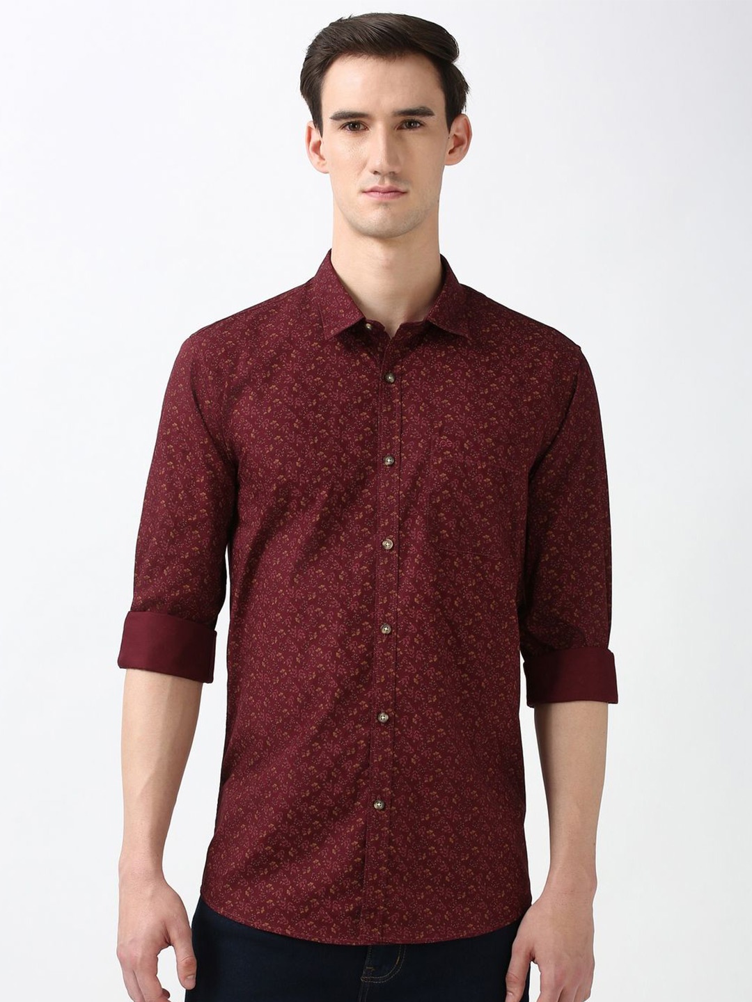 Peter England Casuals Men Spread Collar Floral Printed Cotton Slim Fit Casual Shirt, Maroon
Peter England Casuals Men Spread Collar Floral Printed Cotton Slim Fit Casual Shirt, Maroon