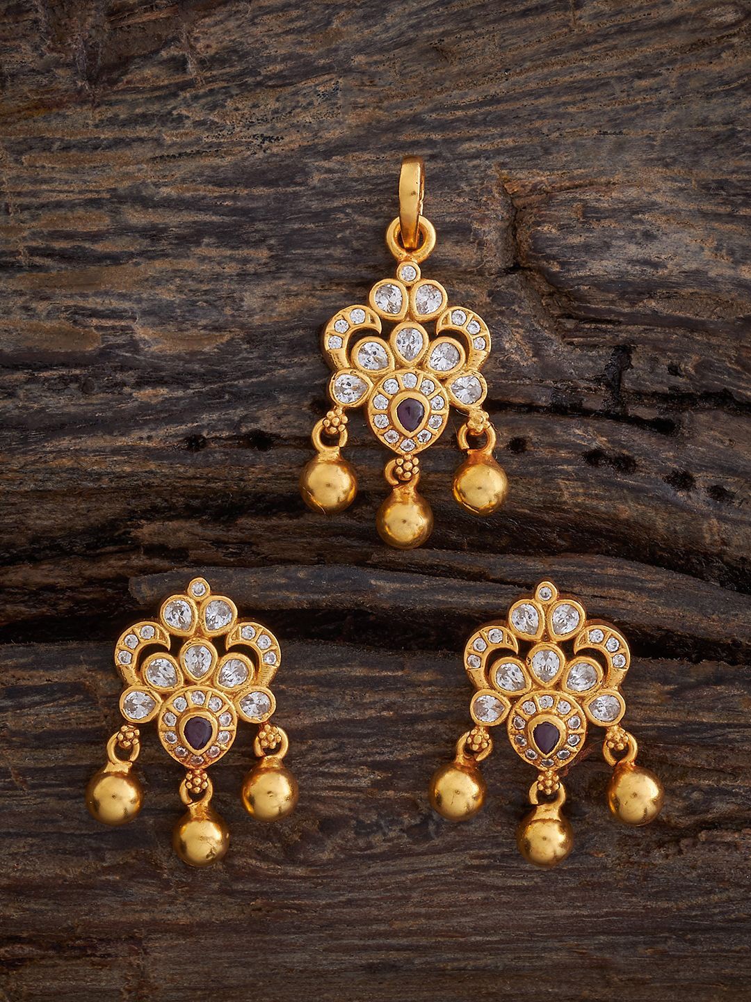 Kushal's Fashion Jewellery 92.5 Pure Silver Gold Plated Studded & Beaded Jewellery Set
Kushal's Fashion Jewellery 92.5 Pure Silver Gold Plated Studded & Beaded Jewellery Set