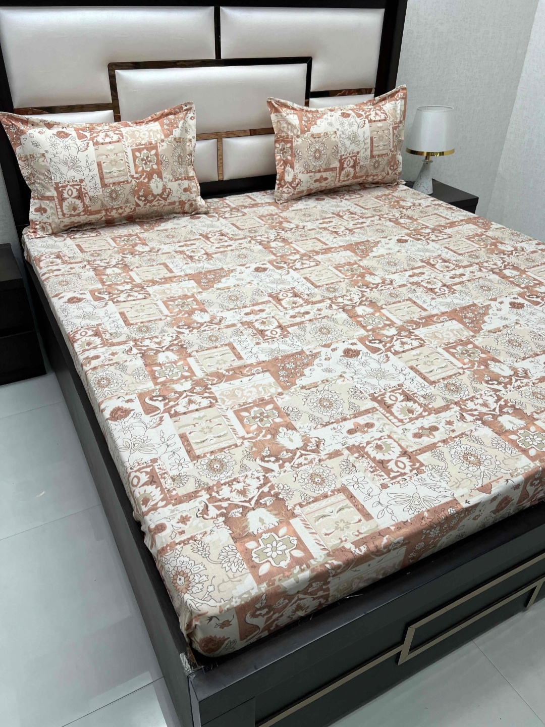 Pure Decor Sapphire Orange EthnicMotifs Fitted Cotton 350TC King Bedsheet & 2 PillowCovers
Pure Decor Sapphire Orange EthnicMotifs Fitted Cotton 350TC King Bedsheet & 2 PillowCovers