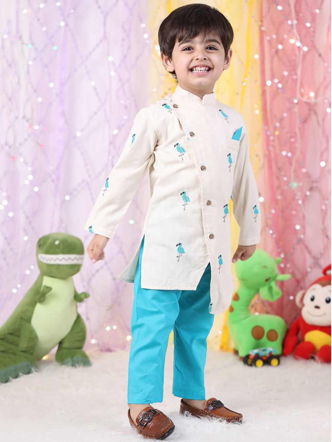 Polka Tots Boys Embroidered Thread Work Pure Cotton Straight Kurta with Pyjamas, White
Polka Tots Boys Embroidered Thread Work Pure Cotton Straight Kurta with Pyjamas, White